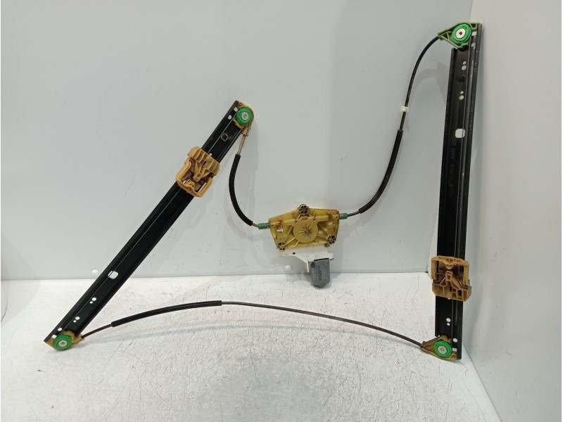 Recambio de elevalunas delantero izquierdo para audi q7 (4l) 3.0 tdi (176kw) referencia OEM IAM 4L0837461A  