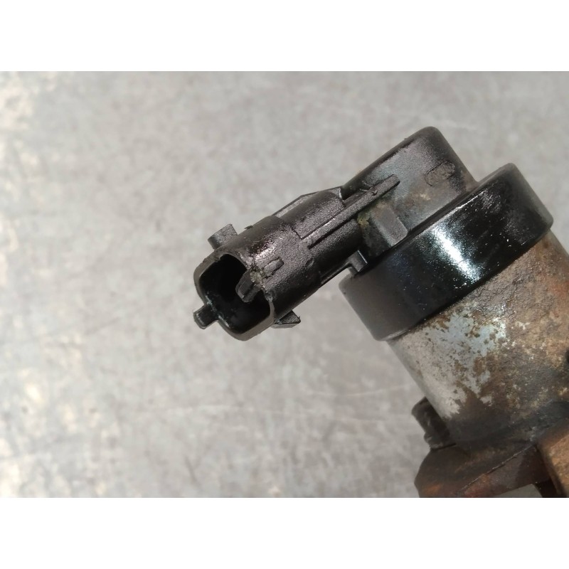 Recambio de bomba inyeccion para opel vivaro furgón/combi (07.2006 =>) 2.0 16v cdti referencia OEM IAM 0445010170 8200804288 H82