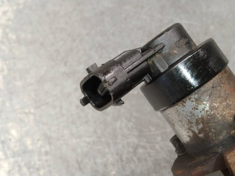 Recambio de bomba inyeccion para opel vivaro furgón/combi (07.2006 =>) 2.0 16v cdti referencia OEM IAM 0445010170 8200804288 H82