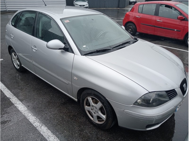 seat ibiza (6l1) del año 2003