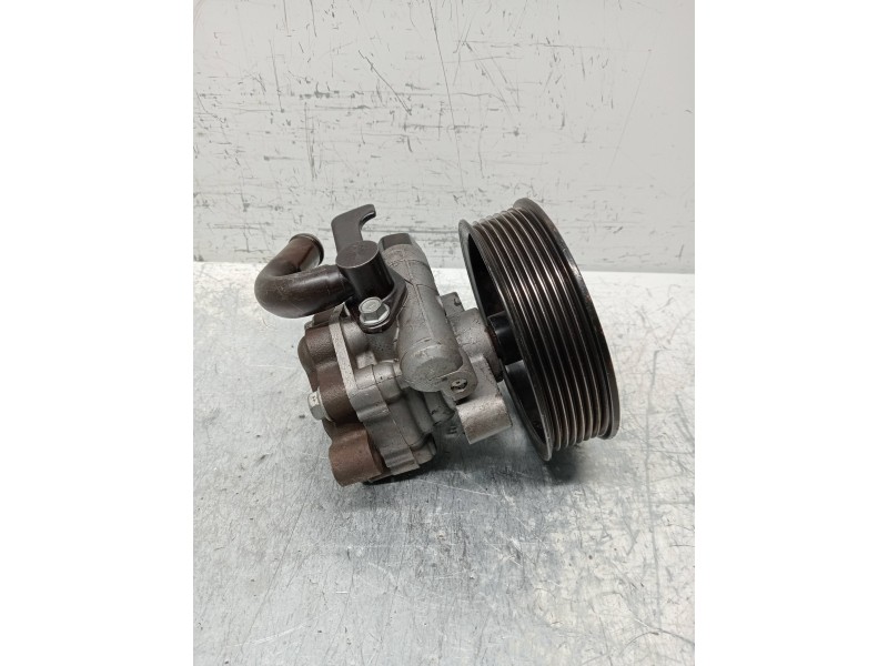 Recambio de bomba direccion para kia sorento 2.5 crdi vgt ex1 referencia OEM IAM   