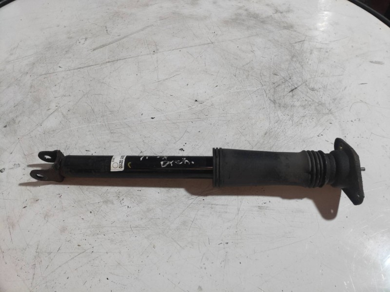 Recambio de amortiguador trasero derecho para hyundai i40 cw gl tecno referencia OEM IAM 553113Z110  