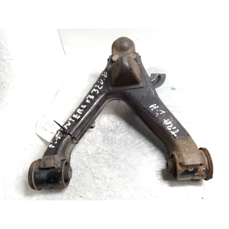 Recambio de brazo suspension superior trasero derecho para mitsubishi montero (v60/v70) 3.2 di-d cat referencia OEM IAM   