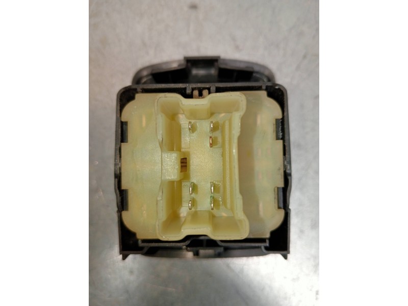 Recambio de mando elevalunas delantero derecho para renault kangoo profesional referencia OEM IAM 254110431R  5P