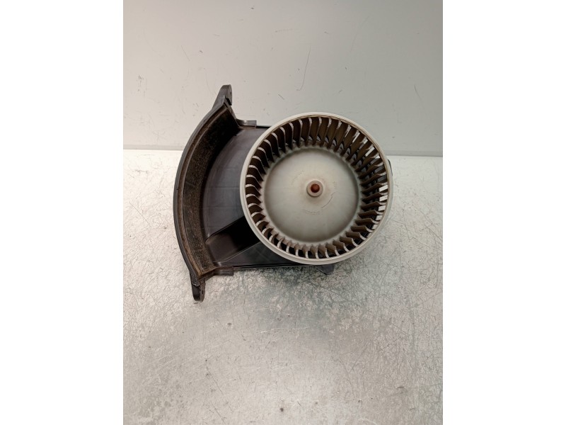 Recambio de motor calefaccion para renault kangoo profesional referencia OEM IAM   