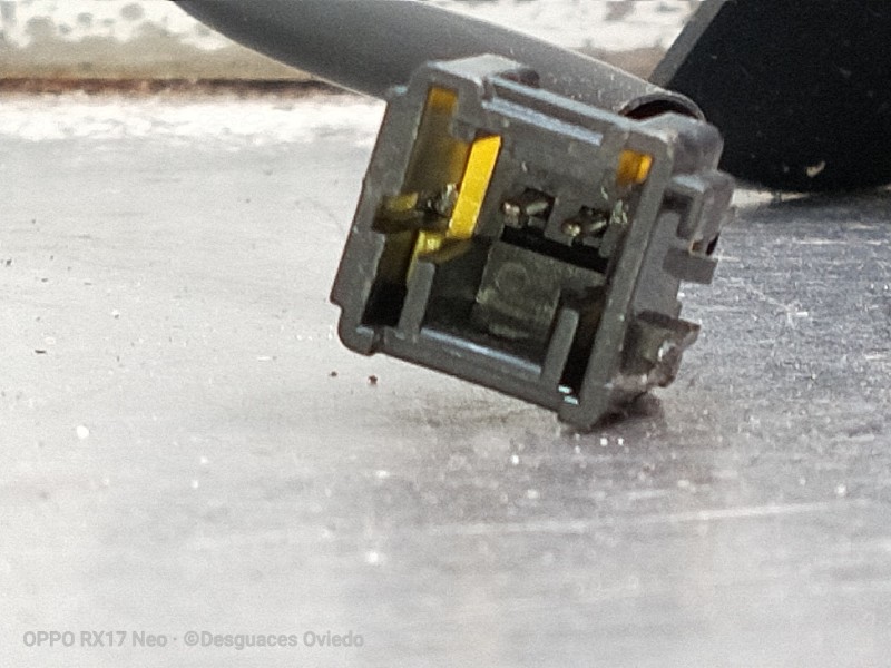 Recambio de retrovisor derecho para peugeot 307 (s1) xr referencia OEM IAM MANUAL 1 ENCHUFE 2 CABLES