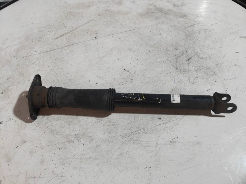 Recambio de amortiguador trasero izquierdo para hyundai i40 cw gl tecno referencia OEM IAM 553113Z110  