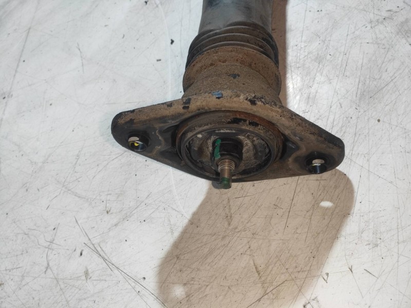 Recambio de amortiguador trasero izquierdo para hyundai i40 cw gl tecno referencia OEM IAM 553113Z110  