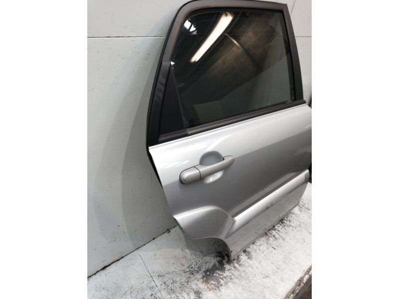 Recambio de puerta trasera derecha para kia sportage ex referencia OEM IAM   5P