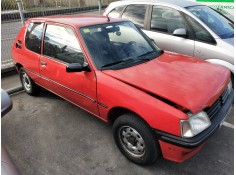 peugeot 205 berlina del año 1995