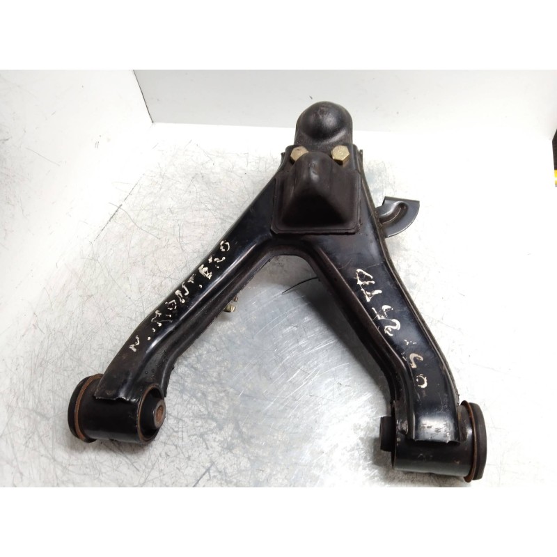 Recambio de brazo suspension superior trasero derecho para mitsubishi montero (v60/v70) 2.5 tdi sahel (3-ptas.) referencia OEM I