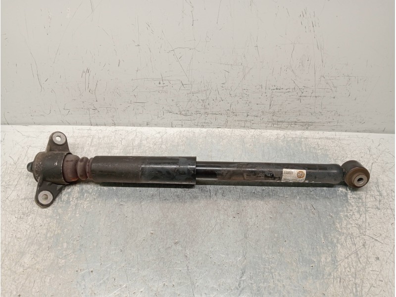 Recambio de amortiguador trasero izquierdo para hyundai elantra (ad)(2016) tecno referencia OEM IAM 55300F2510  