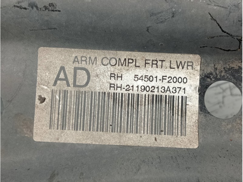 Recambio de brazo suspension inferior delantero derecho para hyundai elantra (ad)(2016) tecno referencia OEM IAM 54501F2000  