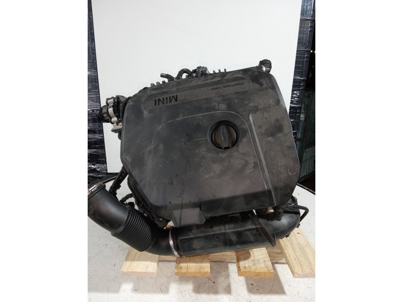 Recambio de motor completo para mini countryman (f60) cooper referencia OEM IAM B38A15A  F425H979