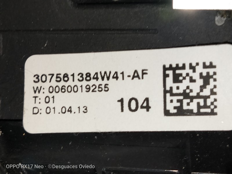 Recambio de volante para land rover evoque dynamic referencia OEM IAM BJ323F563DE8PVJ 307561384W41AF BJ3213D767CC1