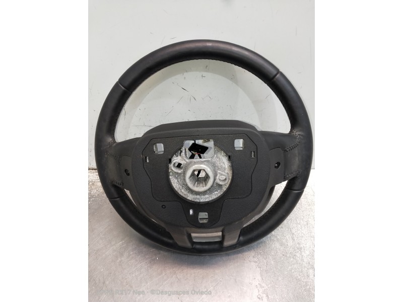 Recambio de volante para land rover evoque dynamic referencia OEM IAM BJ323F563DE8PVJ 307561384W41AF BJ3213D767CC1