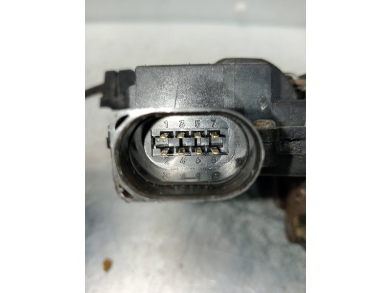 Recambio de motor cierre centralizado delantero derecho para seat leon (1m1) signo referencia OEM IAM   5P