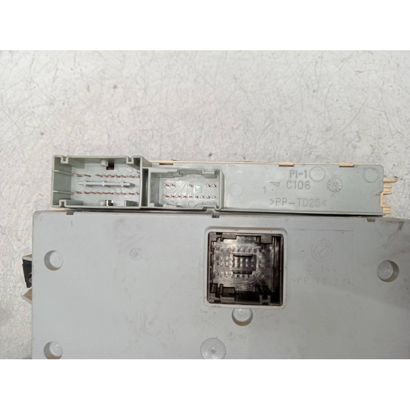 Recambio de caja reles / fusibles para fiat stilo (192) 1.9 multijet 140 m.schumacher referencia OEM IAM 51755127  