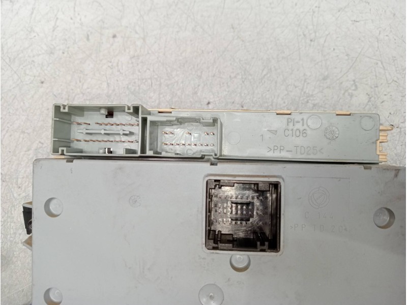 Recambio de caja reles / fusibles para fiat stilo (192) 1.9 multijet 140 m.schumacher referencia OEM IAM 51755127  