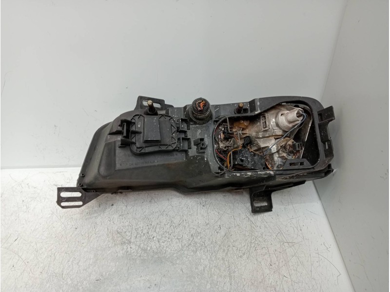 Recambio de faro derecho para fiat stilo (192) 1.9 multijet 140 m.schumacher referencia OEM IAM   