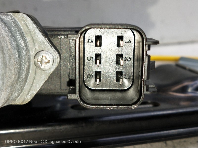 Recambio de elevalunas trasero izquierdo para land rover evoque dynamic referencia OEM IAM 130129 918956102 5P