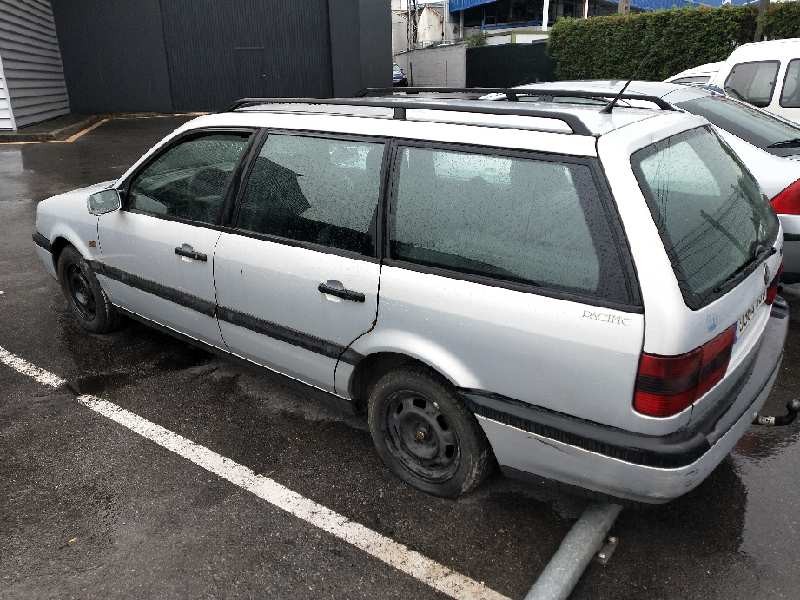 volkswagen passat variant (3a5) del año 2002