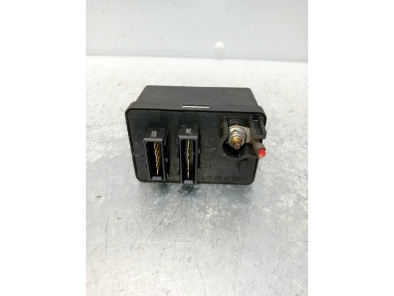 Recambio de caja precalentamiento para fiat panda van (i) (271) active 2 sitze referencia OEM IAM 55193073 38430003 