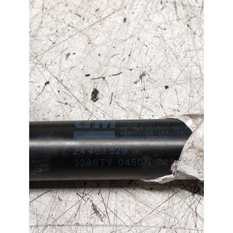 Recambio de amortiguadores maletero / porton para opel astra h berlina cosmo referencia OEM IAM 24463829 5P 450N