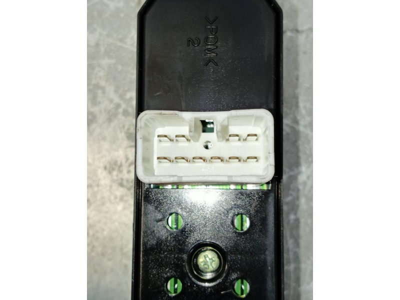 Recambio de mando elevalunas delantero derecho para kia sportage ex referencia OEM IAM   5P