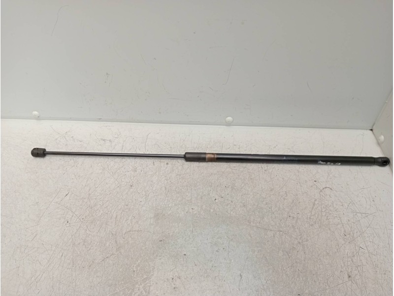 Recambio de amortiguadores capo para opel insignia berlina cosmo referencia OEM IAM 13252173 315005777 