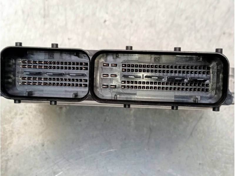 Recambio de centralita motor uce para opel insignia berlina cosmo referencia OEM IAM 0281017105 55576906 