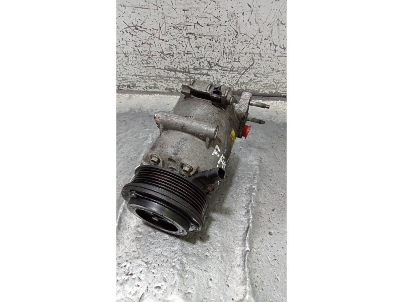 Recambio de compresor aire acondicionado para ford fiesta (ccn) trend referencia OEM IAM   