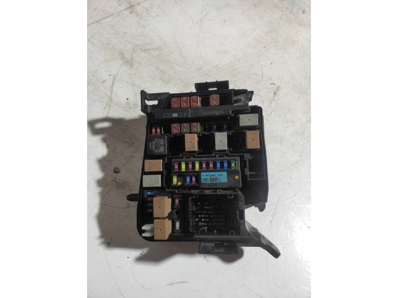 Recambio de caja reles / fusibles para hyundai i40 cw gl tecno referencia OEM IAM 1879001315 912033Z180 919513X140 