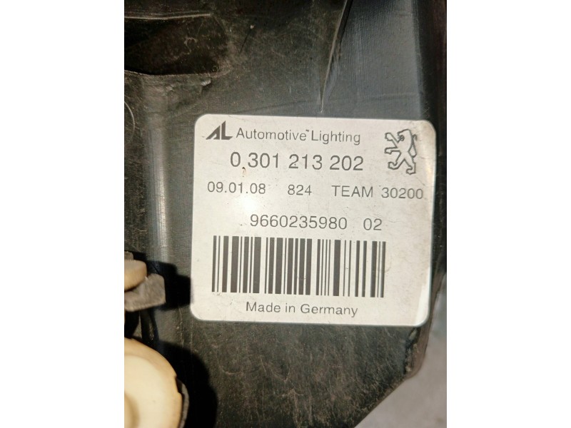 Recambio de faro derecho para peugeot 407 sw sr confort referencia OEM IAM 9660235980 0301213202 