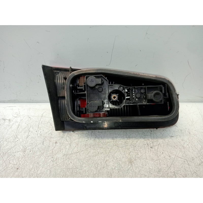 Recambio de piloto trasero derecho interior para renault laguna ii (bg0) authentique referencia OEM IAM 8200002476  