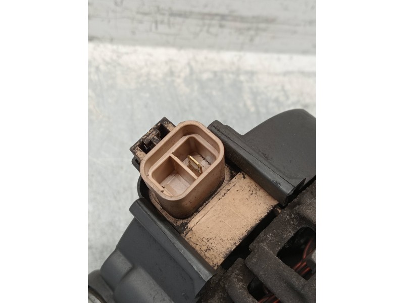 Recambio de alternador para nissan micra (k12e) acenta referencia OEM IAM 23100AX600 2542694B TG8C011
