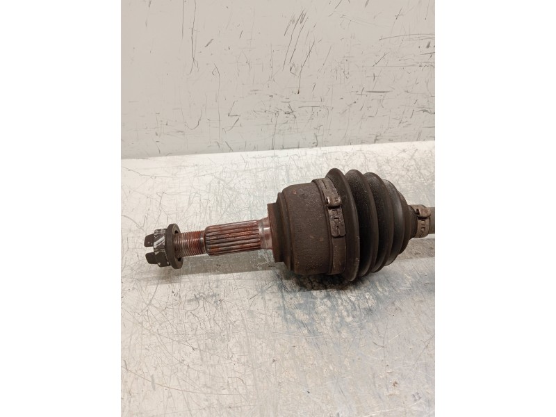 Recambio de transmision delantera derecha para nissan micra (k12e) acenta referencia OEM IAM   