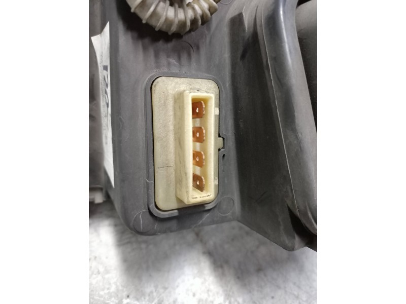 Recambio de faro izquierdo para seat cordoba berlina (6k2) glx referencia OEM IAM   
