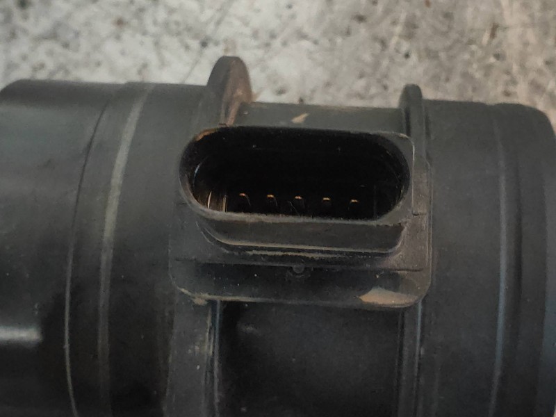 Recambio de caudalimetro para volkswagen tiguan (5n1) advance referencia OEM IAM 0281002735 03G906461C 