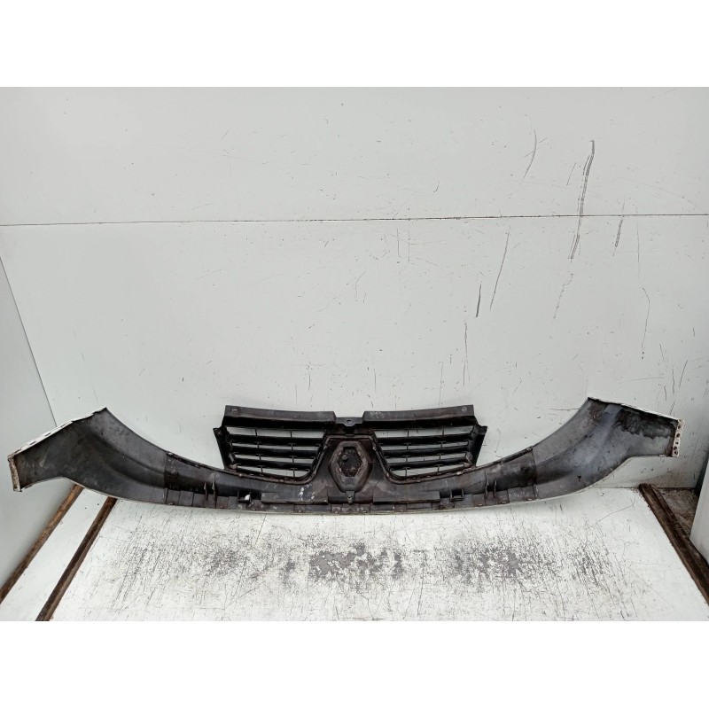 Recambio de rejilla delantera para renault trafic caja cerrada (ab 4.01) l1h1 2,90t caja cerrada, corto referencia OEM IAM   