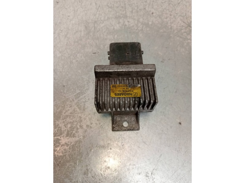 Recambio de caja precalentamiento para renault trafic caja cerrada (ab 4.01) l1h1 2,90t caja cerrada, corto referencia OEM IAM  