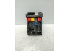 Recambio de caja reles / fusibles para renault laguna ii (bg0) dynamique referencia OEM IAM 8200004201  