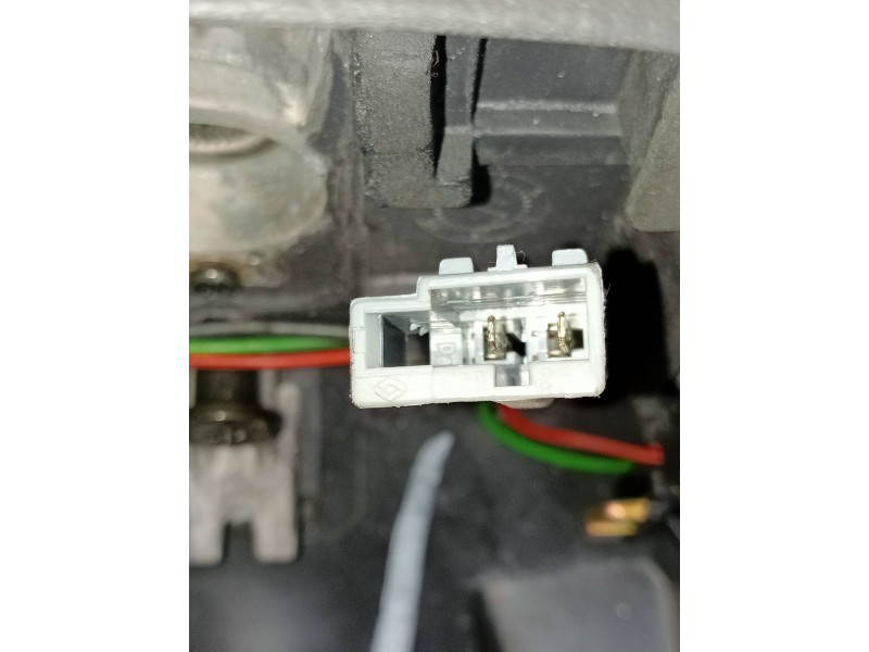 Recambio de volante para renault clio iii confort dynamique referencia OEM IAM   