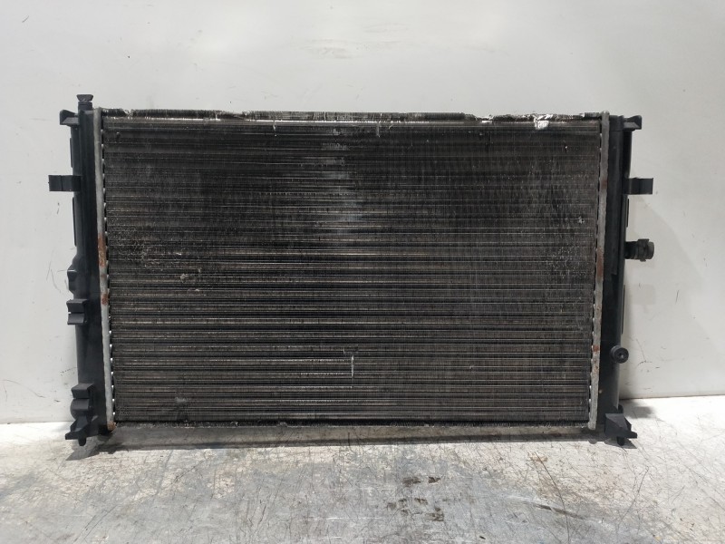 Recambio de radiador agua para peugeot 605 stdt referencia OEM IAM 99000675 8MK376707211 