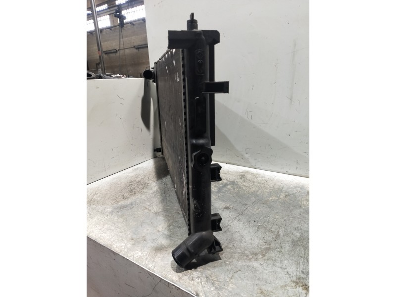 Recambio de radiador agua para peugeot 605 stdt referencia OEM IAM 99000675 8MK376707211 