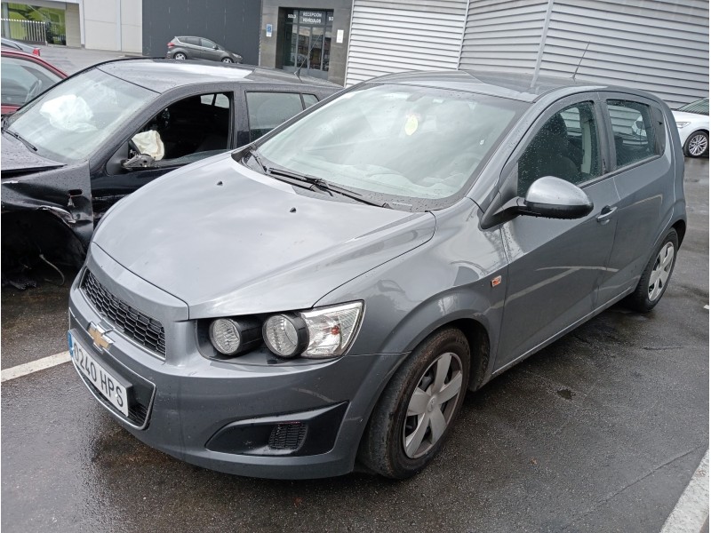 chevrolet aveo berlina hatchback del año 2013