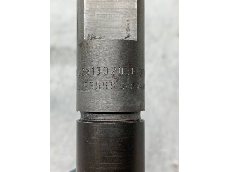 Recambio de inyector para seat ibiza (6l1) fresh referencia OEM IAM 0432193598 028130203E  Recambio de inyector para seat ibiza (6l1) fresh referencia OEM IAM 0432193598 028130203E