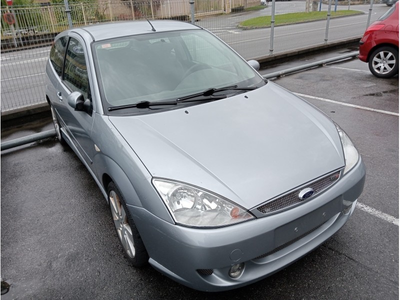 ford focus berlina (cak) del año 2003