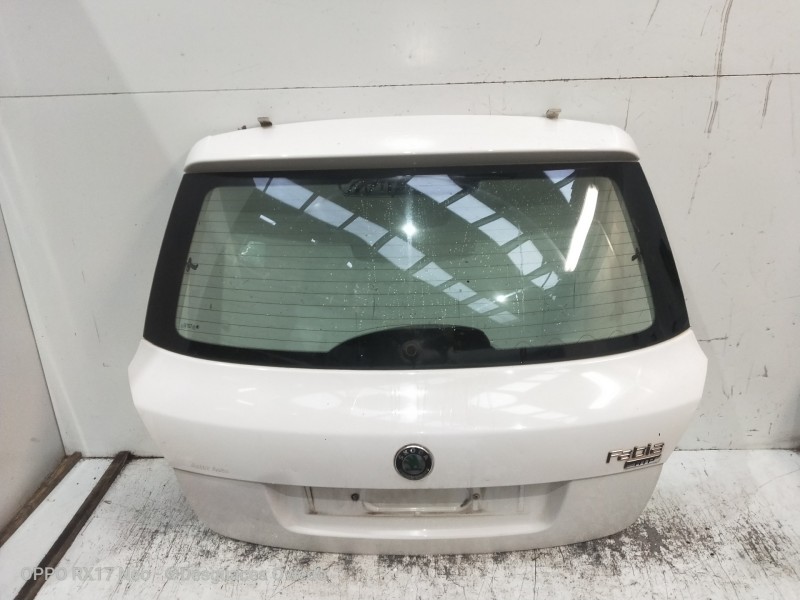 Recambio de porton trasero para skoda fabia (5j2 ) urban referencia OEM IAM   