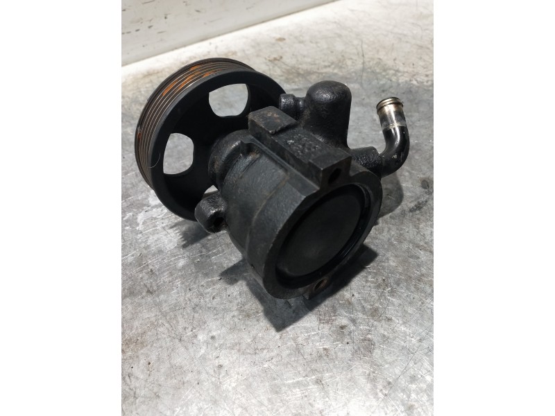 Recambio de bomba direccion para peugeot 605 stdt referencia OEM IAM 26024123  